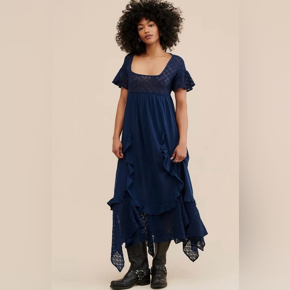 Free People Dresses & Skirts - NWT Free People- Bring the Romance Handkerchief Hem Maxi Dress.Size S/P